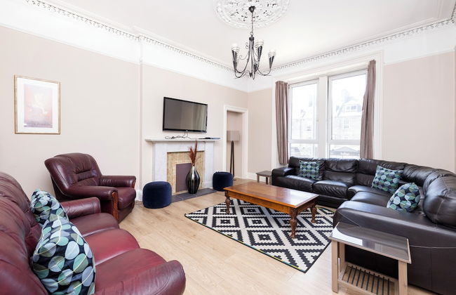 JOIVY Cosy 3bed Family Flat near Leith - Foto 15