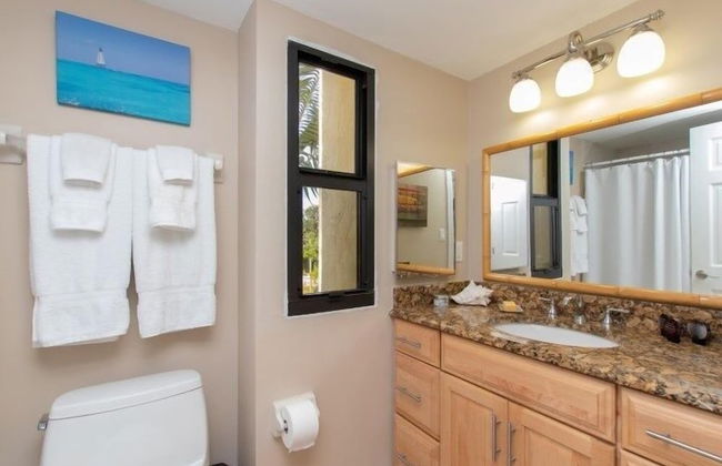 Beautiful Unit In One Of The Most Prestigious Condo Complex In Islamorada 2 Bedroom Condo by RedAwning - Photo 9
