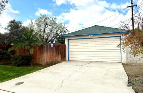 Historic, Family-Friendly Home in Downtown - Photo 5