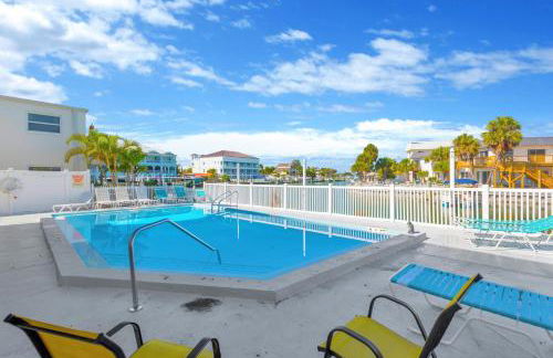 Where the Sun Meets the Water - Foto 29