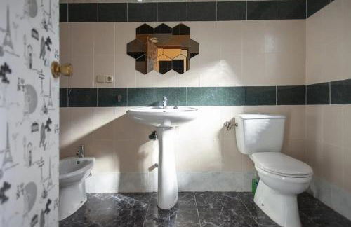 Charming Villa in Linares with Private Pool - Foto 60