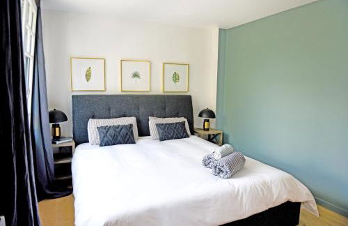 NEW Remodeled Home 4Bed/3.5Bath, Walking to BEACH! - Foto 38