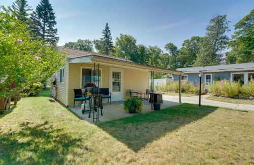 Walk to Beach Access! Chic Port Austin Studio - Foto 21