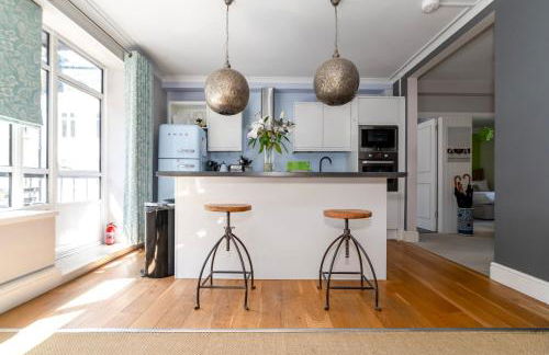 GuestReady - Fantastic home in the heart of London - Foto 24