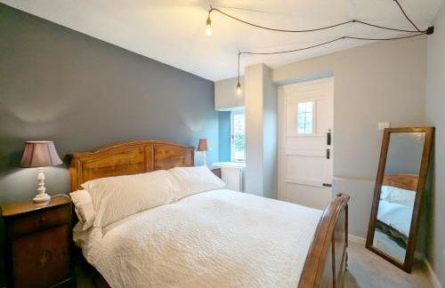 Shires Barn Farmhouse - Westbourne - Photo 57