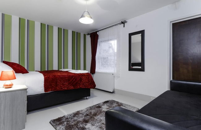 City Gate Serviced Apartments - Photo 8