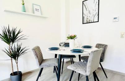 Modern eingerichtetes Apartment mit Balkon - Foto 20