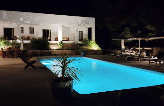 San Josep 6-bed Villa, Sleeps 14, Pool & Sea View - Photo 28