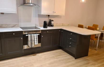 Spacious 3 Bedroom House, 6 beds in Spondon, Derby with Parking - Foto 12