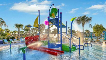 Family Friendly 5BR Home Pool Patio & Room for 10 - Foto 3