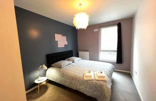 Paris La-Defense - U Arena - 2 Bedrooms - Terrace & Wifi - Foto 15