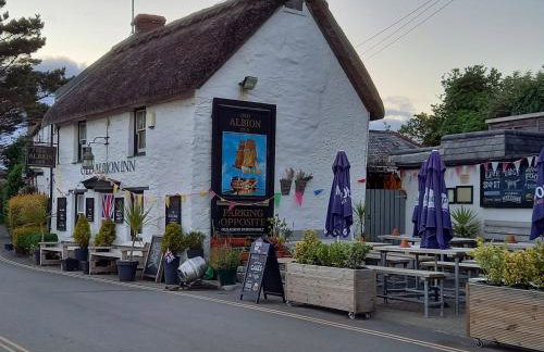 Wish You Were Here - Hot Tub - Free Parking & Free WiFi - Foto 30