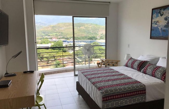 CaliView ApartaHotel - Photo 2