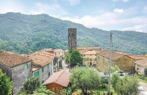 3 Bedroom Amazing Apartment In Benabbio - Foto 9