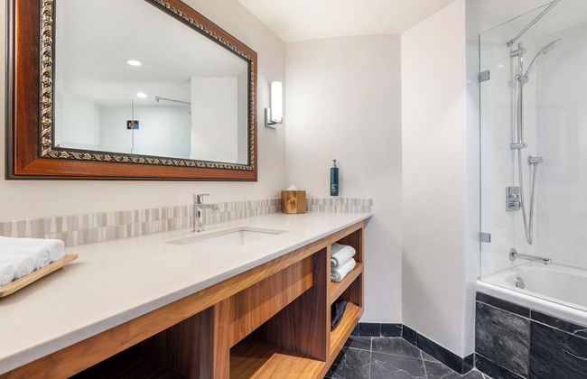 Embarc Vancouver - Photo 20