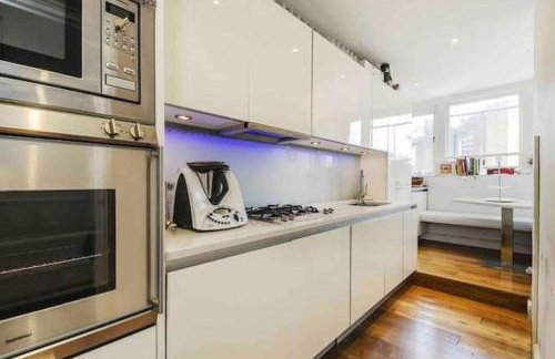 Stunning Grand 2 bed, 2 bath apartment, - Foto 5