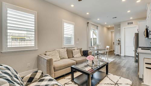 Fenced-In Yard Apt 7 Mi to Westfield Galleria - Foto 5