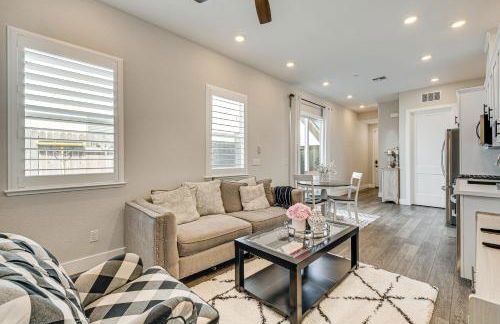 Fenced-In Yard Apt 7 Mi to Westfield Galleria - Foto 5