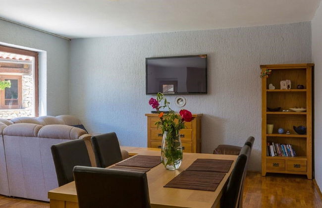 Large Holiday Home With Private Pool, Wellness & Sea View - Foto 10