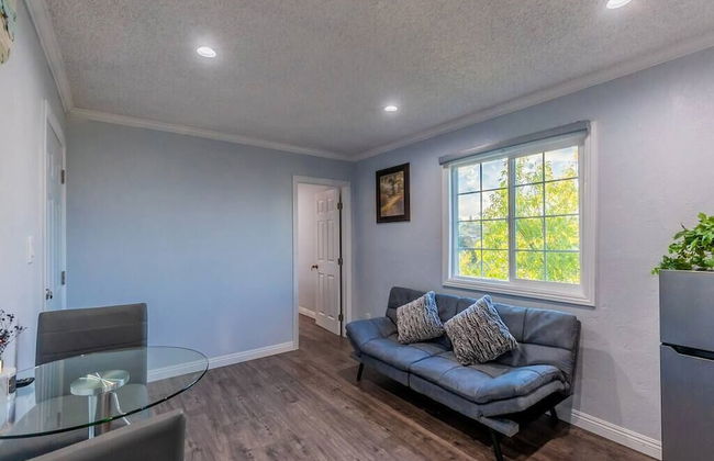 Stunning LA Luxury Retreat: Ideal for Work or Play - Foto 16