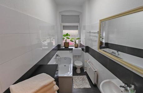 City Apartment I 75qm I Kostenloser Parkplatz I Nähe Staatstheater I WLAN - Photo 13