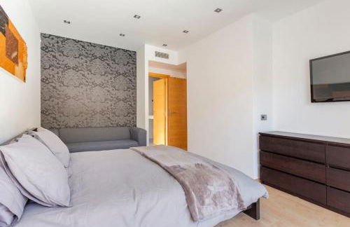 Exclusiva Villa de Lujo con piscina - Foto 16