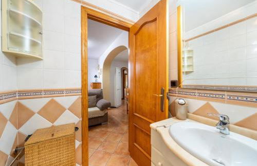 Apartment in Spain near Scenic Coastline - Foto 30