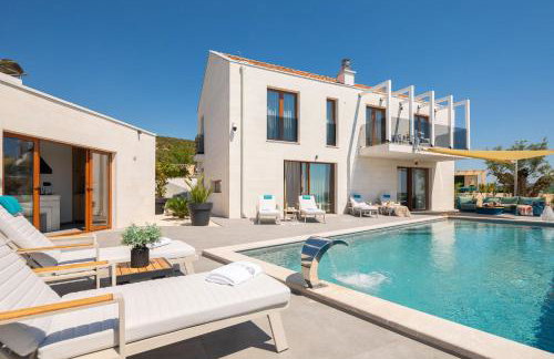 Luxury Villa Sea La Vie with Pool Near Sibenik - Photo 71