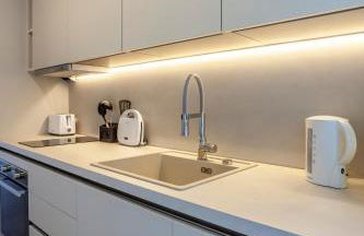 Calypso beach front apartment - Foto 18