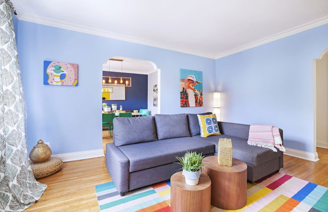 Vibrant Apartment in Forest Hill (Free Parking) - Photo 1