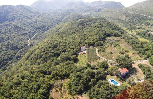 Amazing Villa In Slime, rest for mind, body and soul - Nature, garden and outside swimming pool - Foto 2