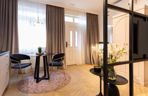 Pierrot & Pierrette Mesnicka - Foto 22