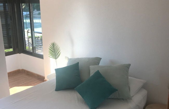 First Line Beach Apartment Alicante - Photo 4