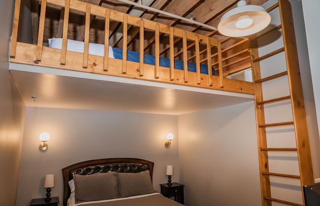 Waterfront 2BDR Condo in Grand Haven 110 - Foto 32