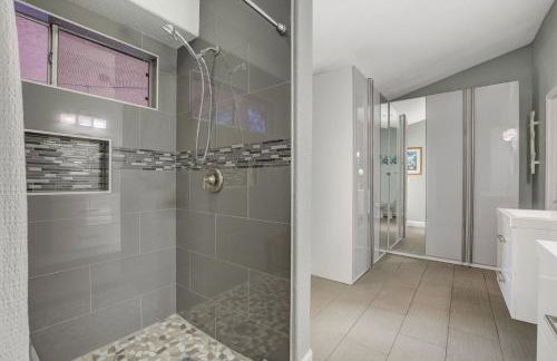 Mirage Pool House - Heart of LV, Swimming Pool, Games, heavenly relaxation - Photo 41