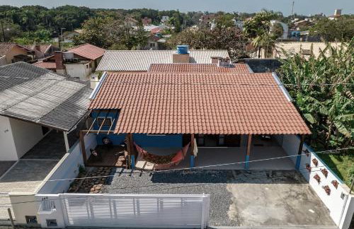 Casa na praia de Morrinhos Bombinhas para 10 pessoas, Excelente localização - Photo 4