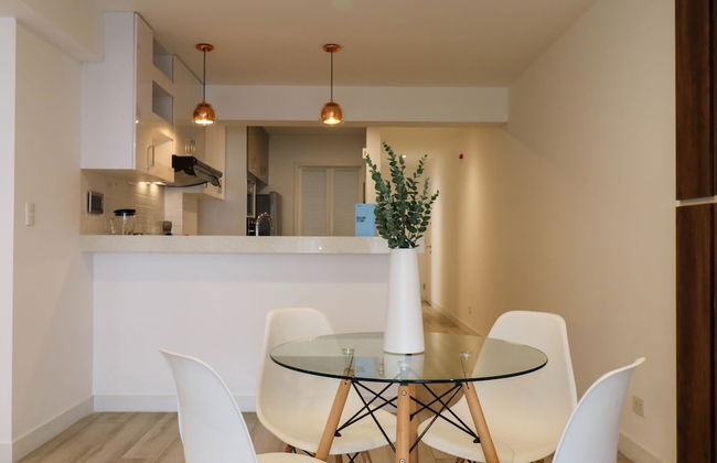 w Sophisticated 2BR With Balcony in Miraflores - Photo 12