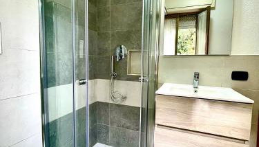 APPARTAMENTO LA CALETTA VACANZE - Foto 5, Shower