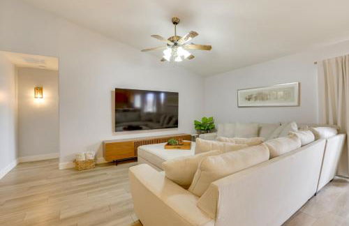 Spacious and Fenced Yard Pet-Friendly Surprise Home - Foto 8