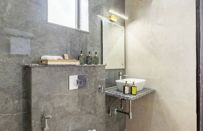 ELIVAAS 5 BHK With Pvt Pool - Zenora - Foto 55