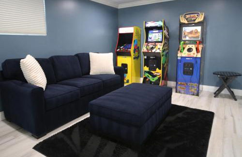 Steps 2 Beach- Luxury Home, Game Room, Roof Deck, Firepit, Pets OK - Foto 31