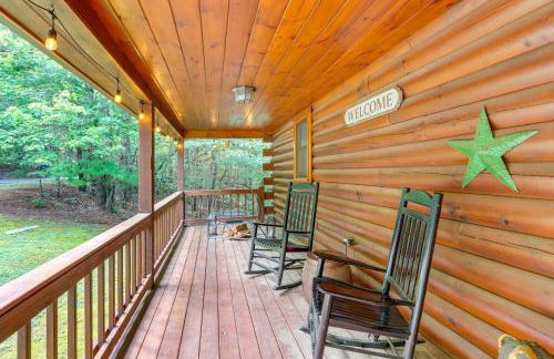 Hot Tub and Game Room Charming Morganton Cabin! - Foto 27