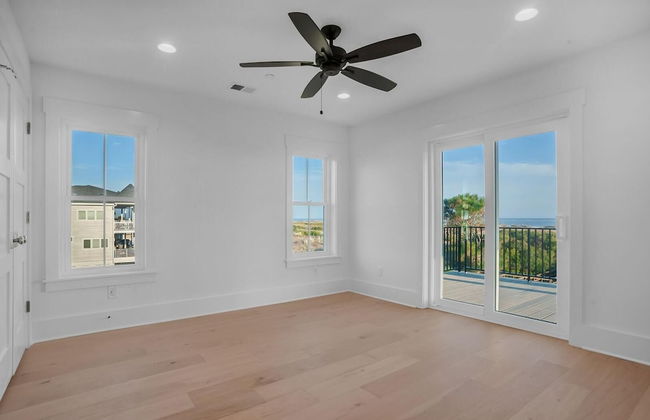 Sprawling Ocean View Home With Massive Deck - Foto 40