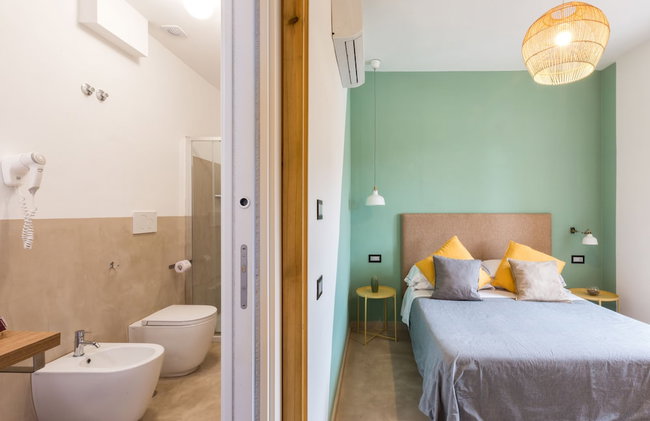 Mediterranean Suites - Old Town - Photo 39