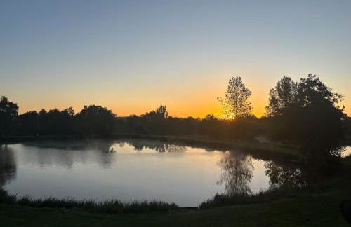 Lakeview Lodges At Makins Fishery - Foto 54