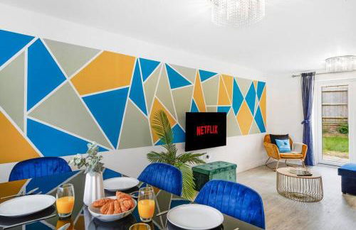 5-BR Home 7-Beds Wi-Fi Parking, Great for Contractors Peterborough, Wi-Fi - Foto 14