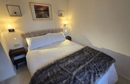 Exceptional 1 bedroom riverside 2E apartment - Foto 12