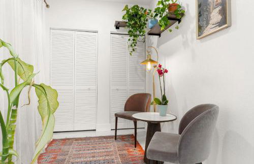 Charming Home Close to Beaches & Downtown - Foto 5