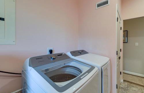 Lovely Morehead City Home with Fire Pit and Gas Grill - Foto 23