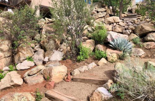 Eagles Nest Casita Luxury king memory foam bed feather pillows & duvet Amazing views, private balcony, Great location & Dog friendly - Foto 75